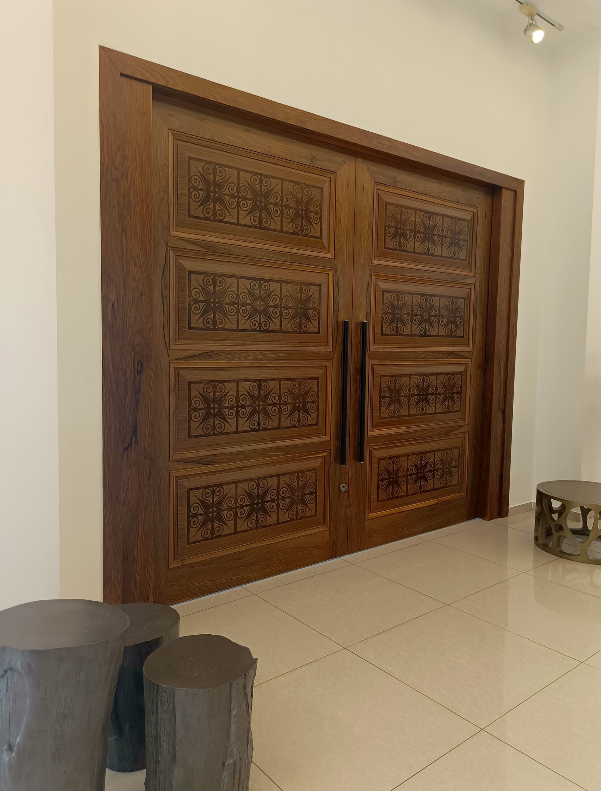 Hard Wood Door - Image 4